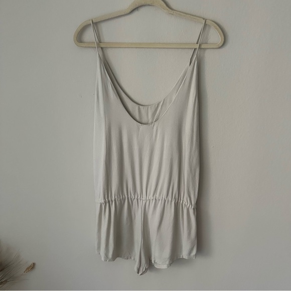 Mikoh Cream Sleeveless Romper Size 1 - Picture 5 of 6